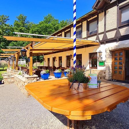 Hotel Waldquelle - Baumhaushotel Aerzen Exterior foto