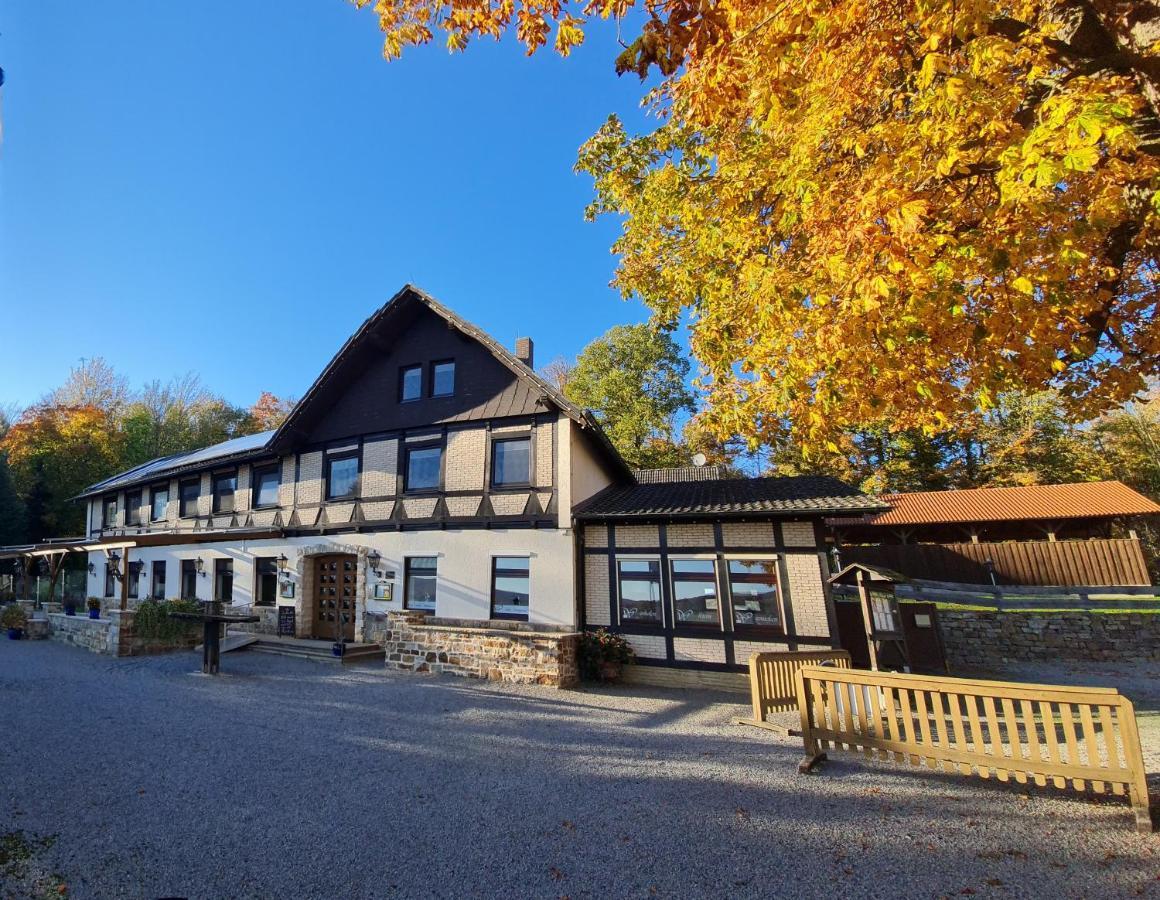 Hotel Waldquelle - Baumhaushotel Aerzen Exterior foto